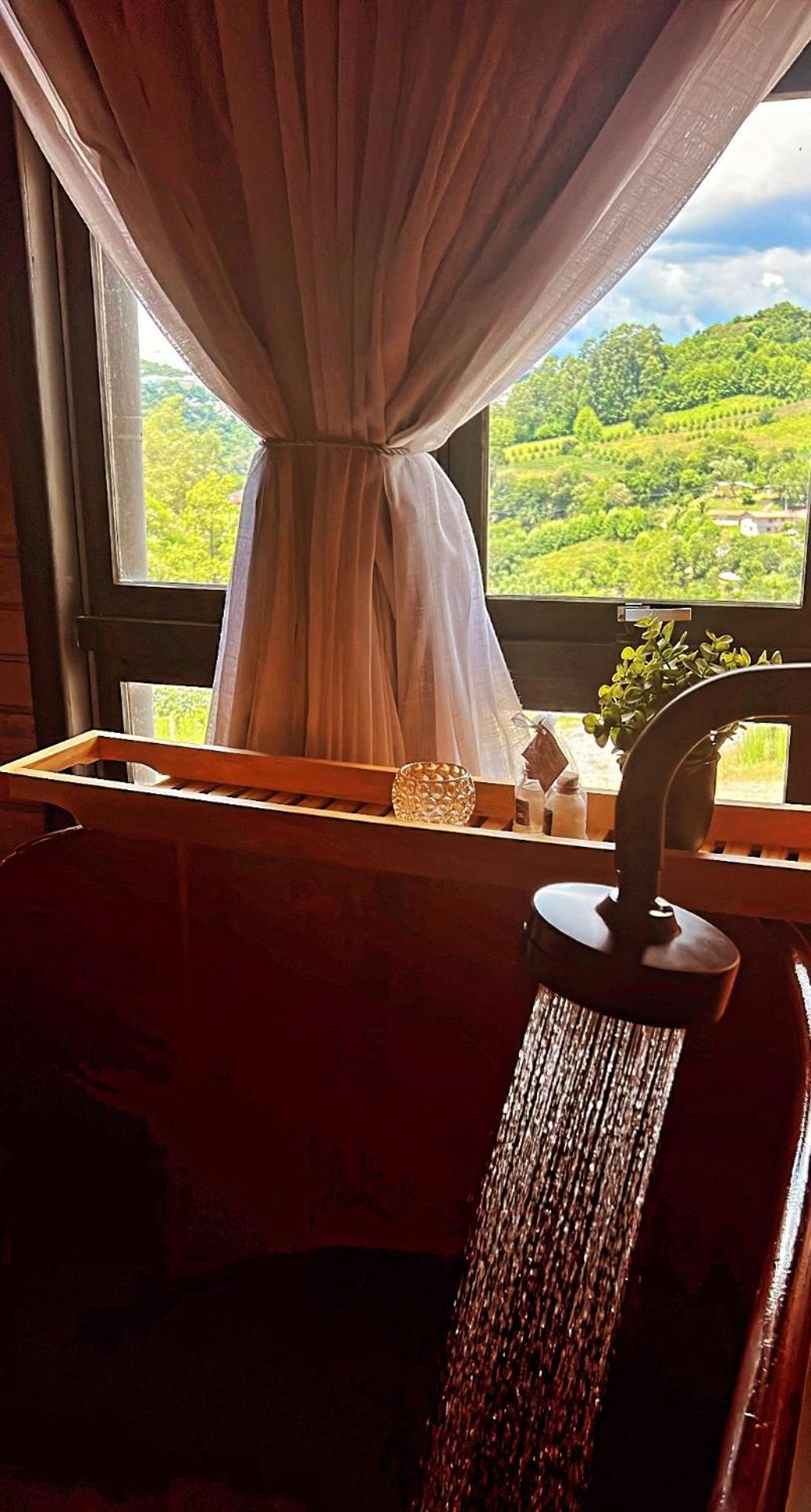 Capanna Del Vale - Um Refugio No Vale Dos Vinhedos Com Experiencia Exclusiva De Degustacao Na Vinicola Dom Candido Bento Gonçalves Eksteriør billede